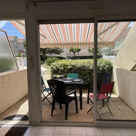 Saint-hilaire-de-riez, 2 Pieces, 5 Personnes - Fr-1-324a-16 Apartment